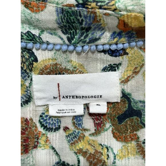 Anthropologie Size XL Cropped twist front blouse with bird pattern - Picture 4 of 8